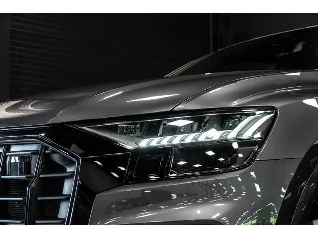 Audi SQ8 4.0 TFSI Quattro 2021 Benzine 10