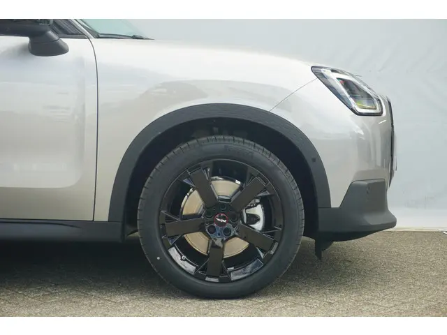 MINI Countryman C 2025 Benzine 4
