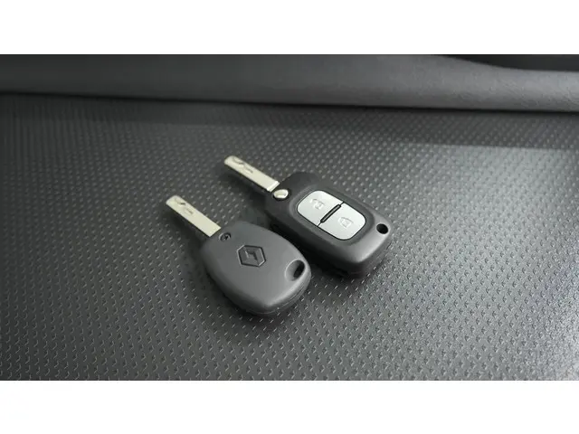 Renault Master T35 2.3 dCi 135 L2H2 Comfort 2024 Diesel 14