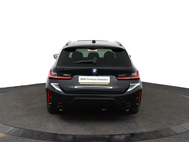 BMW 3 Serie Touring 330e xDrive 2025 Hybride Benzine 72