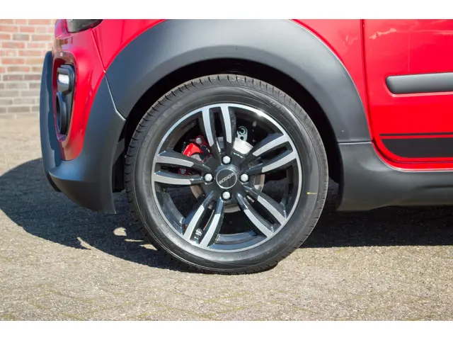 Microcar M.go Brommobiel 6 X Sun 2022 Diesel 18