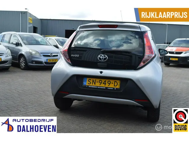 Toyota Aygo 1.0 VVT-i x 2018 Benzine 9