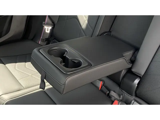 BMW X1 xDrive25e 2025 Hybride Benzine 18