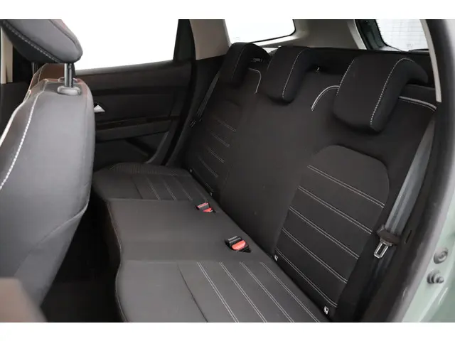 Dacia Duster 1.0 TCe 100 ECO-G Journey 2023 Benzine 14
