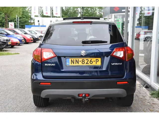Suzuki Vitara 1.6 Experience NLse auto 2017 Benzine 4