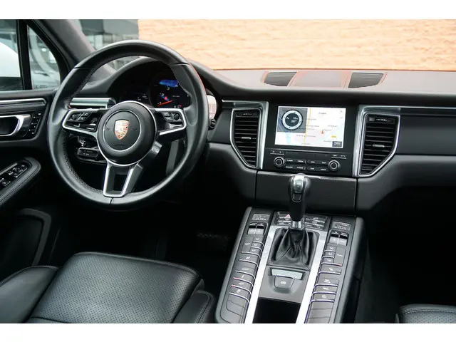 Porsche Macan 2.0 2018 Benzine 14