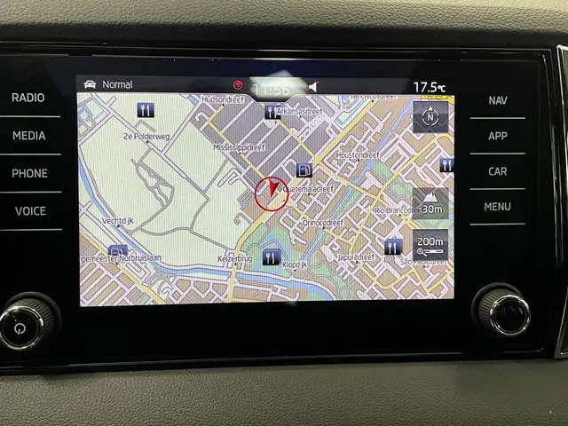 Škoda Karoq 1.5 TSI ACT Sportline Business 2020 Benzine 11