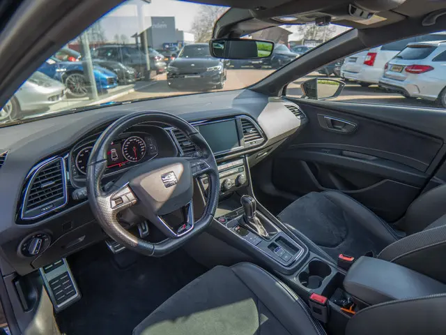 SEAT Leon ST 2.0 TSI CUPRA 300 2018 Benzine 12