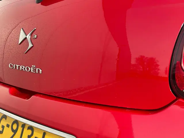 Citroën DS3 1.2 VTi Chic, airco, cruise. 2013 Benzine 10