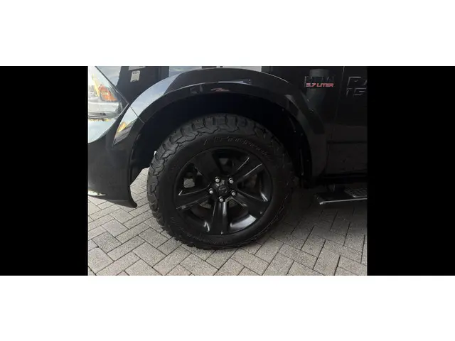 Dodge Ram 1500 5.7 V8 Quad Cab 6'4 2016 Benzine 15