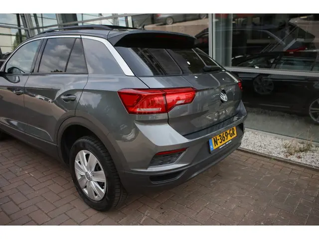 Volkswagen T-Roc 1.0 TSI Sport | Pano | 2019 Benzine 21