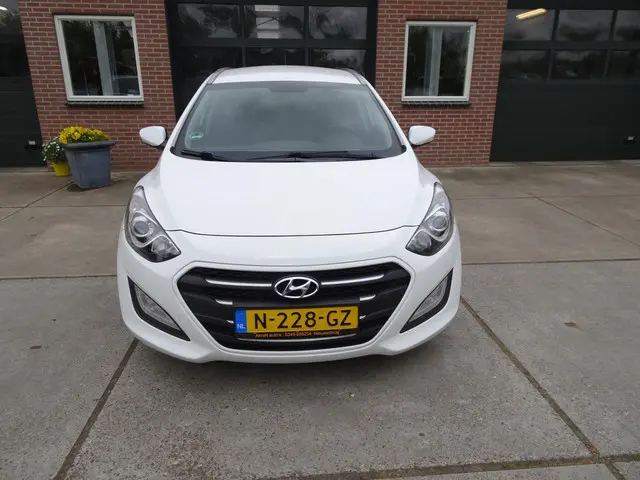Hyundai i30 1.4 i-Drive 2017 Benzine 2
