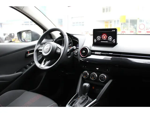 Mazda 2 1.5 SkyActiv-G 90 Homura 2024 Benzine 12