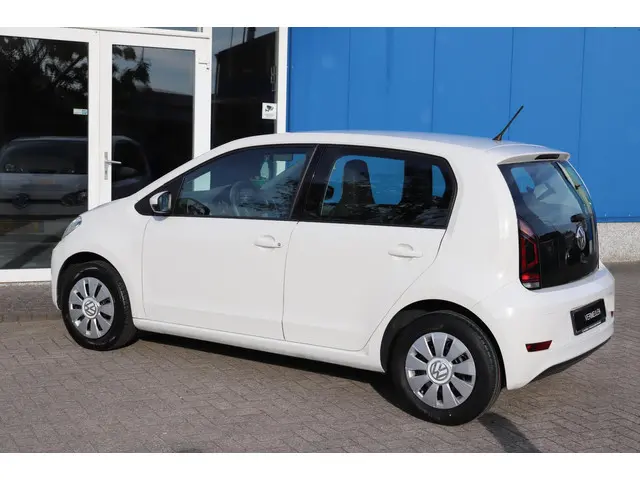Volkswagen up! 1.0 BMT move up! 2019 Benzine 16