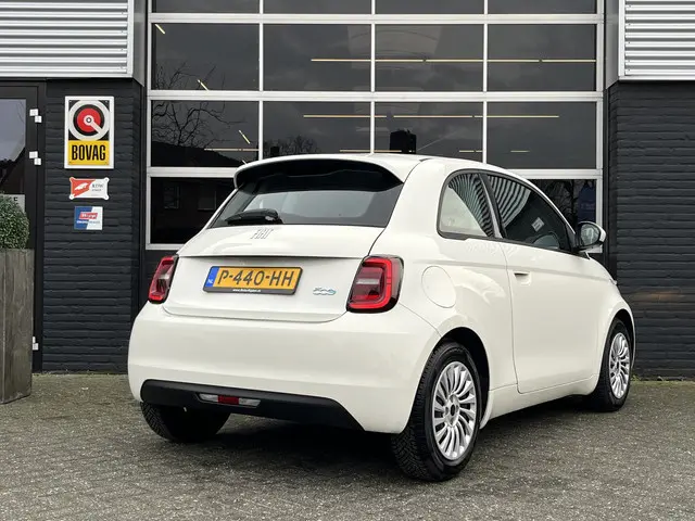 Fiat 500 Action 24 kWh, Airco, Bluetooth 2022 Elektrisch 9