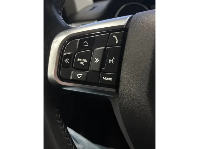 Land Rover Discovery Sport 2.0 TD4 HSE 2018 Diesel 13