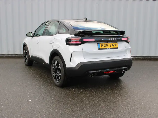 Citroën C4 HYBRID 145 BUSINESS 2025 Hybride Benzine 5