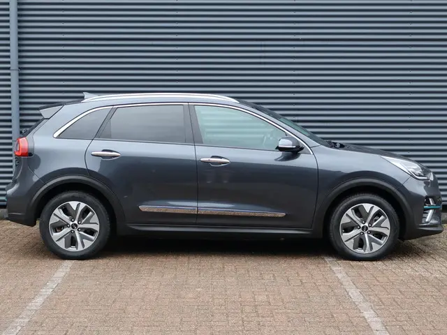 Kia e-Niro ExecutiveLine 64 kWh 2019 Elektrisch 20