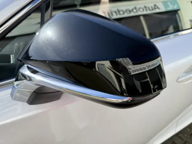 Lexus NX 300h AWD F Sport Line 2014 Hybride Benzine 39