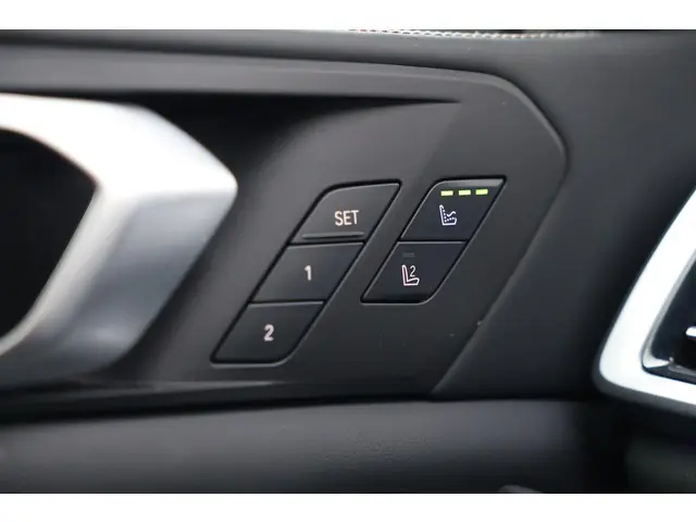 BMW X5 xDrive45e High Executive 2021 Hybride Benzine 32