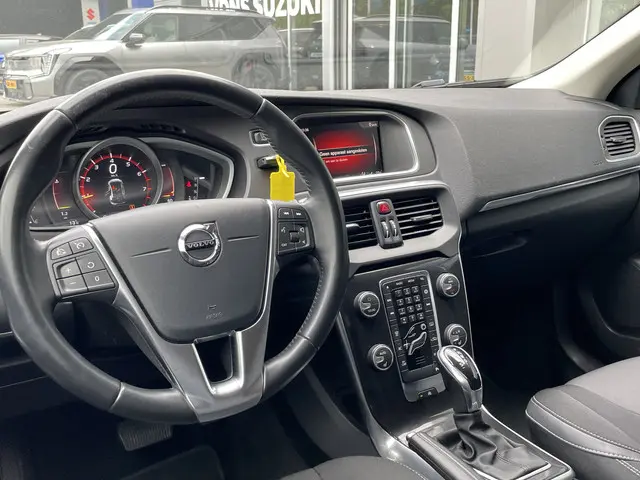 Volvo V40 1.5 T2 Polar+ 2018 Benzine 12