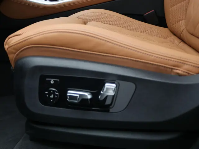 BMW X5 xDrive50e 2025 Hybride Benzine 12