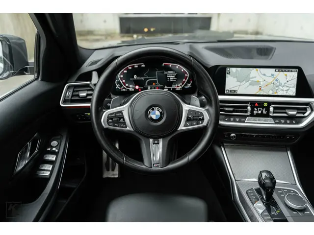 BMW 3 Serie 320i High Executive Edition 2020 Benzine 2