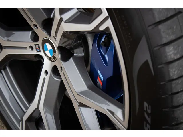 BMW X5 xDrive40i High Executive 2018 Benzine 40