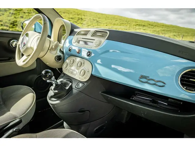 Fiat 500 1.2 Lounge | Pano dakje | Nap | LM velgen 2012 Benzine 3