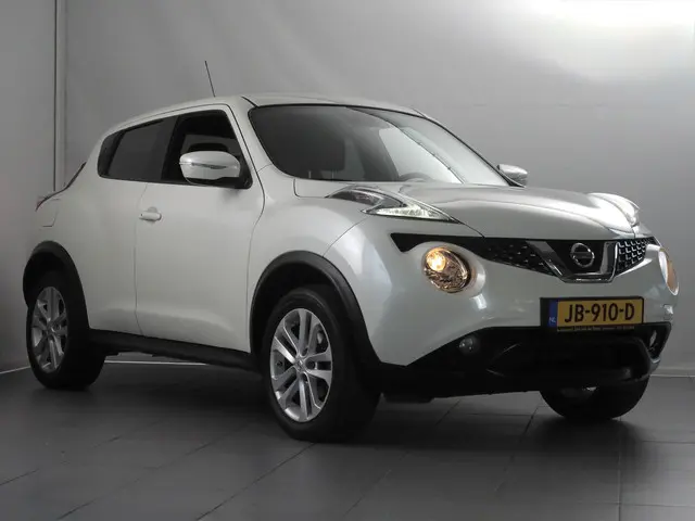 Nissan Juke 1.6 N-Connecta 2016 Benzine 22