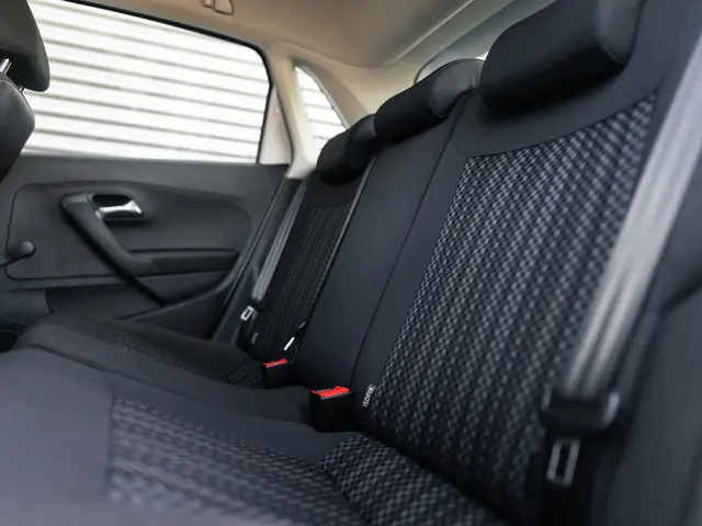 Volkswagen Polo 1.2 TSI Comfortline 2014 Benzine 17