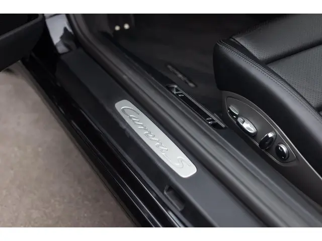Porsche 911 Cabrio 3.0 Carrera S 2018 Benzine 17