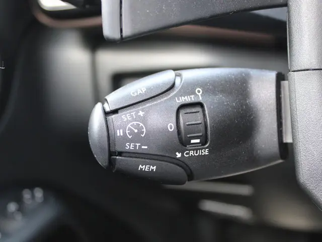 Citroën C5 Aircross 1.6 PureTech Feel 2019 Benzine 23