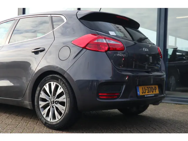 Kia cee'd 1.0 T-GDi DynamicLine 2016 Benzine 34