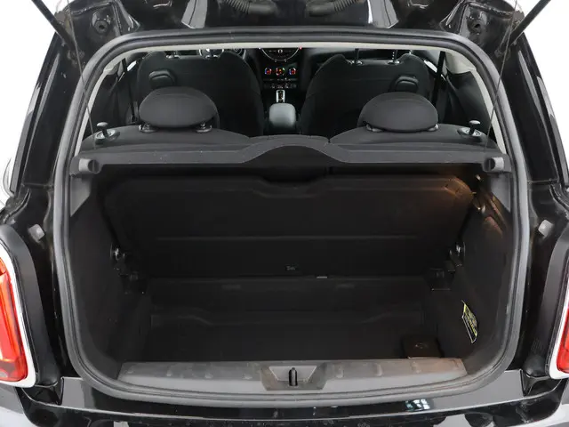 MINI Cooper MINI 1.5 136PK AUT. PEPPER 2018 Benzine 11