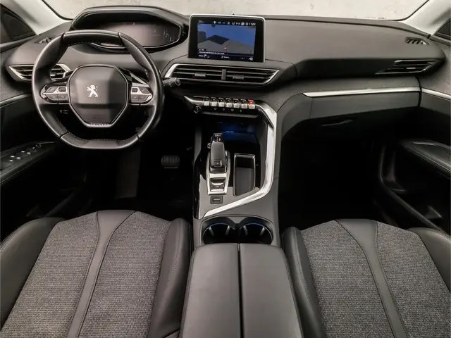 Peugeot 3008 1.2 PureTech Sport 2020 Benzine 6
