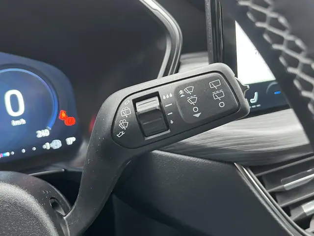 Ford Kuga 2.5 PHEV Active X 2024 Hybride Benzine 27
