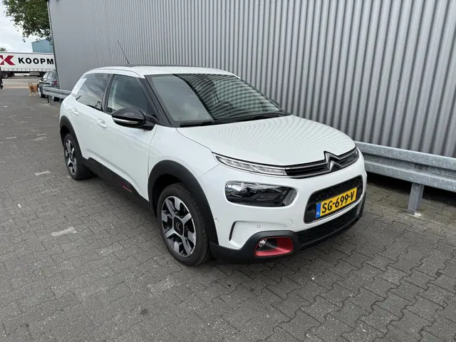 Citroën C4 Cactus 1.2 PureTech Shine 2018 Benzine 18
