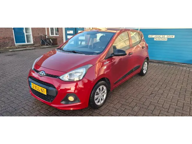 Hyundai i10 1.0i i-Motion 2014 Benzine 2