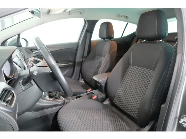 Opel Astra 1.0 Online Edition 2019 Benzine 4