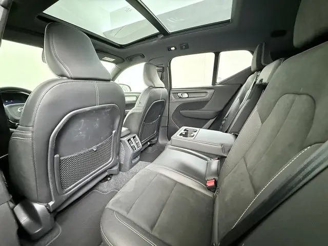 Volvo XC40 Recharge P8 AWD R-Design 2020 Elektrisch 21