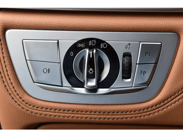 BMW 7 Serie 730Ld xDrive 2019 Diesel 14
