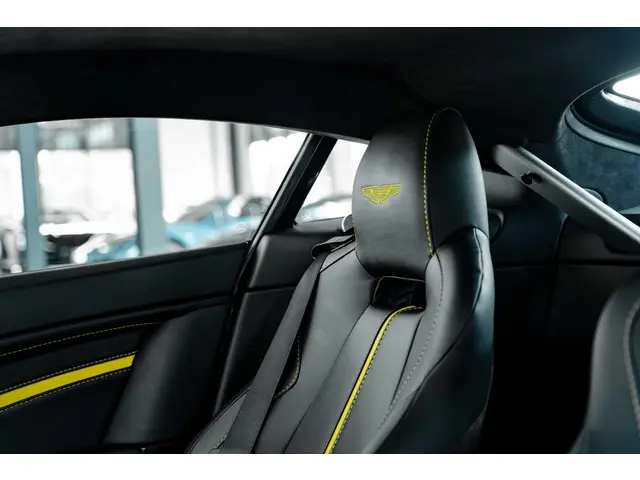 Aston Martin V12 Vantage S 2014 Benzine 50