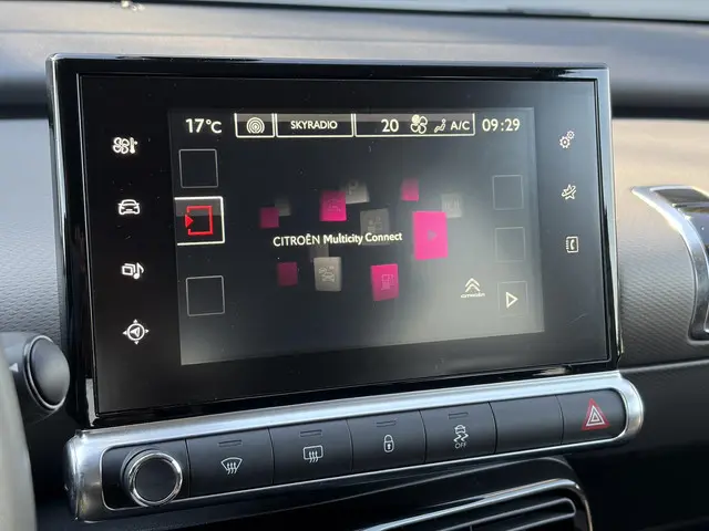 Citroën C4 Cactus 1.2 PureTech Shine 2016 Benzine 14