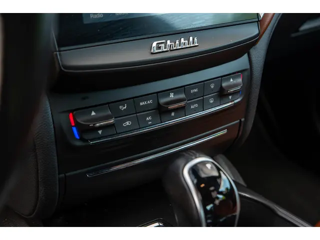 Maserati Ghibli 3.0 V6 D 2017 Diesel 16