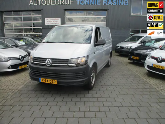 Volkswagen Transporter 2.0 TDI L1H1 2018 Diesel