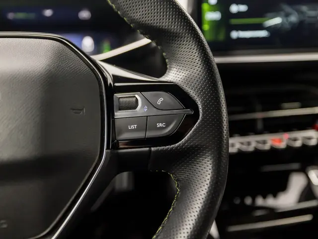 Peugeot 208 1.2 PureTech GT-Line Sport 2022 Benzine 19