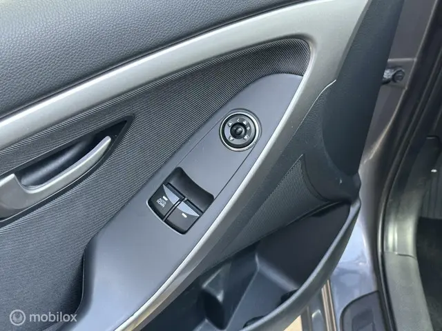 Hyundai i30 1.4 | AIRCO | 119.000KM | 2013 Benzine 18