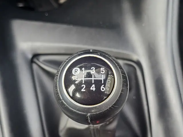 Toyota C-HR 1.2 Dynamic Camera/Trekhaak 2016 Benzine 18