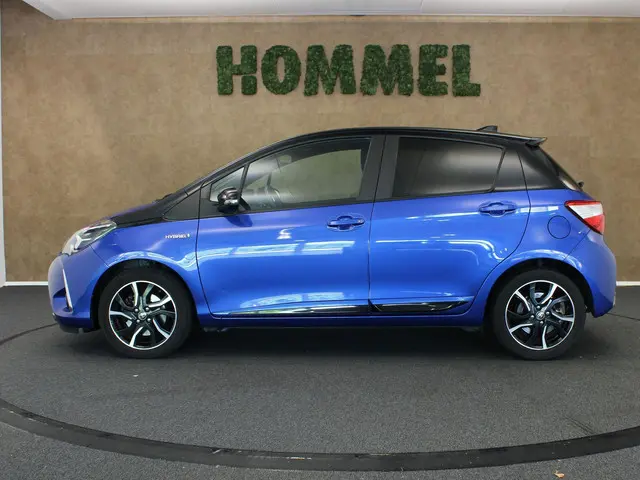 Toyota Yaris 1.5 Hybrid Bi-Tone 2018 Hybride Benzine 10